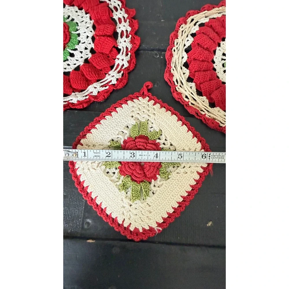 Vintage Handmade Crochet Rose Potholder Set Red Cream Green Floral 3pc
